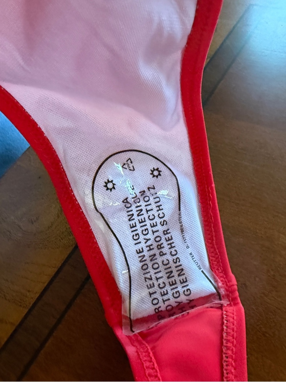 Red Triangle String Bikini Set NWOT Large - Picture 6 of 10